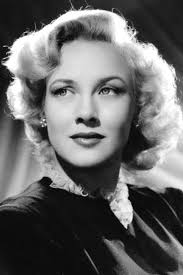 Kay Williams's Instagram, Twitter & Facebook