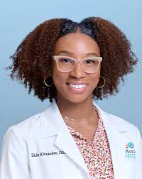 Dr. De'Ja