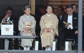 Japan S Newly Enthroned Emperor Naruhito And His Wife Attend Glittering Reception In Tokyo Express Digest
