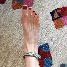 Dana delaney feet