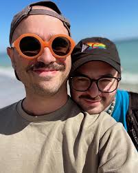 a highlight of 2024 for me visiting my dad's side of the family in georgia  for thanksgiving. because i've been working in new york every  thanksgiving/christmas since 2021, i've missed many years