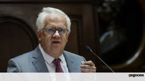 Eduardo cabrita treme mas não cai. 243d5ssldty28m