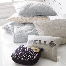 Is otona kawaii your style? Hello Kitty Metallic Teen Sheet Set Pottery Barn Teen