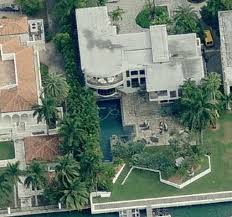 22 star island drive miami beach. Star Island Is A Tiny Neighborhood Of Massive Houses Drama Curbed Miami