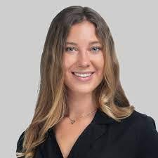 Sandi Gentry's Instagram, Twitter & Facebook