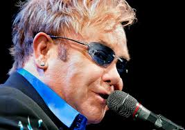 Tras 16 años en poder de la udi, la municipalidad de viña del mar, de acuerdo con resultados preliminares del servel, quedó en manos de la oposición. Alcaldesa Virginia Reginato Confirmo A Cantante Ingles Elton John Para El Festival De Vina Del Mar Noticias Actualidad