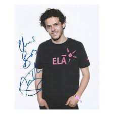 It is an archipelago consisting of more than 7,000 islands and islets lying about 500 miles (800 km) off the coast of vietnam. Michael Gregorio Autograph
