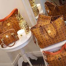 Indem ich mich für den newsletter der mcm lederwaren & accessoires gmbh anmelde, willige ich ein,. Viele Mcm Taschen Findet Ihr Im Onlineshop Oder Ab Morgen In Der Boutique In Koln Link Im Profil Louisvuitton Mcm Gluec Mcm Bags Bags Designer Mcm Handbags