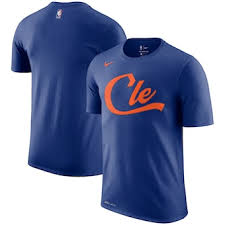 We have the official cavs jerseys from nike and fanatics authentic in all the sizes, colors, and styles get all the very best cleveland cavaliers jerseys you will find online at www.nbastore.eu. Cleveland Cavaliers Short Sleeve T Shirts Cavaliers Short Sleeved Shirt Fanatics