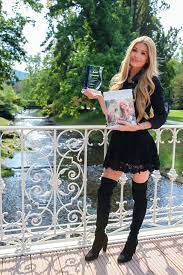 pamela reif wird mit media control award geehrt foto die vollstandige news finden sie in unserem kostenfreien pressepo buch klassiker buchmarkt foto koln