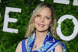 Katherine Mac's Instagram, Twitter & Facebook