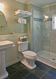 Discover inspiration to makeover your space with ideas for mirrors, lighting, vanities, showers and tubs. Doorless Dusche Designs Fur Kleine Badezimmer Alle Dekoration Bathroom Remodel Shower Small Bathroom Remodel Bathrooms Remodel