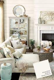 Benjamin Moore S Simply White Room Examples Farm House Living Room Country Living Room Design Modern Farmhouse Living Room Decor