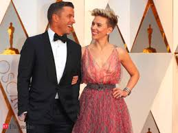 $1.5 million age 38 years old july 3, 1982 he and johansson had a daughter named rose dorothy dauriac collectively in 2014. Scarlett Johansson Scarlett Johansson Files For Divorce From Husband Romain Dauriac The Economic Times