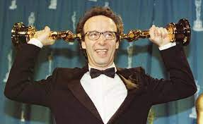 Winning oscars doesn't guarantee career longevity: Biography Of Roberto Benigni Italia Mia