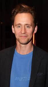 New: Tom Hiddleston y Zawe Ashton, asistieron a la producción "The Effect"  de The National Theatre 💞 SE VEN TAN FELICES🥹😭♥️ #TomHiddleston  #ZaweAshton #twhiddleston #hiddleston #FamilyHiddleston ...