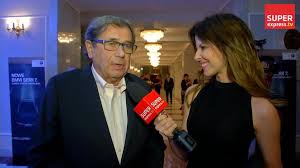 Powinien mieć postawione pomniki w każdej gminie. Janusz Gajos O Kaczynskim Ciary Po Plecach Ida Super Express Wiadomosci Polityka Sport