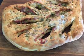 Fougasse Aux Lardons Et Olives Recette I Cook In Guy Demarle Recette Fougasse Recette Lardon Recette