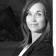 Vihdoin löytyi se työ, jota olen halunnut. Olen työurani aikana tehnyt  useita pitkiä työsuhteita, vieläpä eri aloilla. Kyllä työtä tekevä töitä  löytää,