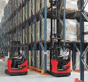 Reach Trucks from Linde Material Handling