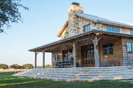 Open concept apartments offer a sense of openness and visual freedom but certainly present stylistic challenges for designers and residents alike. River Hill Ranch Heritage Restorations