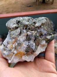 They're small, lightweight are located deep enough inside your body for metal detector to be unable to pick them up. Muscovite Quartz Pyrite Molybdenite Mixed Crystal Mineral Etsy Minerals And Gemstones Crystals Minerals Pyrite