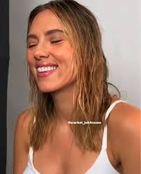 Scarlett Johansson being gorgeous