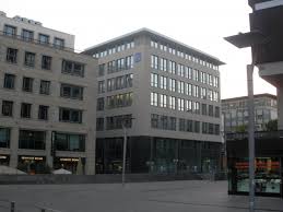 Skatbank.de competitive analysis, marketing mix and traffic vs. Sportgemeinschaft Deutsche Bank Deutschland E V