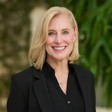 Great leadership starts with a great team.