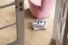 Waterproof vinyl flooring is luxury engineered vinyl that is 100% waterproof. Vinyl Flooring Pro Pergo Co Uk