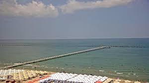 Dacă nu, înseamnă că aveți nevoie de o vacanță!! Webcam Mamaia Nord Camera Live Mamaia Nord Webcam Romania