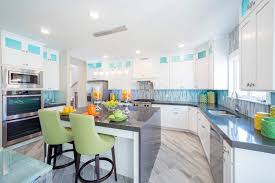 the advantages of soft close hinges and