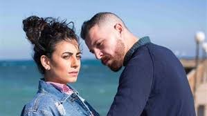 وقالت ولاء الشريف في صورة لها علي انستجرام تجمعها مع الفنانة كارولين عزمي العروسة بقت اخت العروسة في إشارة إلي مسلسل ابو العروسة الذي جمع بين كارولين عزمي وولاء الشريف في عام 2017، وكانت. Ø³ØªÙˆØ¯ÙŠÙˆ Ø¨Ø¯Ø¡ ØªØ­Ø¶ÙŠØ±Ø§Øª Ø§Ù„Ø¬Ø²Ø¡ Ø§Ù„Ø«Ø§Ù„Ø« Ù…Ù† Ù…Ø³Ù„Ø³Ù„ Ø£Ø¨Ùˆ Ø§Ù„Ø¹Ø±ÙˆØ³Ø©