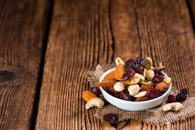 25 Snacks Gourmands Qui Aident A Perdre Du Poids Idees De Collations Fruit Sec Regime Les Super Aliments