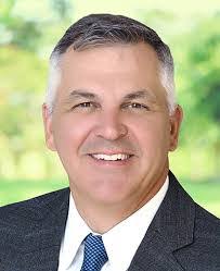 Leigh King's Instagram, Twitter & Facebook