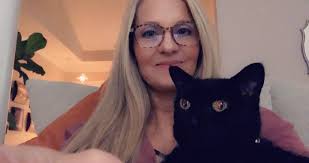 Donna McElwain (@donnadmcelwain) • Instagram photos and videos