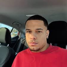 Lance Crowe (@CroweCrowela)