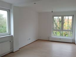 Wohnen in dortmund nordstadt die nordstadt wird mittlerweile von künstlern, studenten, schwulen, lesben entdeckt, die kulturszene macht sich hier breit, gute sanierte altbauwohnungen sind schnell vergeben, die mieten ziehen an in den guten ecken (komponistenviertel, fredenbaumpark, etc.) re: 3 Zimmer Wohnung Zu Vermieten Treibstr 65 44147 Dortmund Innenstadt Mapio Net