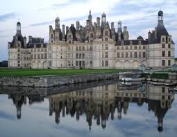 La vie de château online stream deutsch komplett 2017. Zone Interdite Vallee De La Loire Ces Francais Qui Ont Choisi La Vie De Chateau Replay Revoir En Streaming Votre Programme Tv