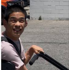 FEEL GREAT FRIDAY! This week we had the pleasure of running around The  SkillzLab block as our friend Sam rode his bike! What an absolute joy that  was