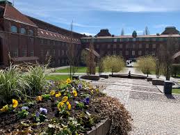 The graduation rate of kth royal institute of technology is 39,46 (bachelors) and 73,68 (masters). Kth Royal Institute Of Technology Posts Facebook
