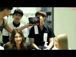 Not too long after the group debuted, got7 landed a spot on sbs. Got7 And Suzy Moment So Cute Youtube