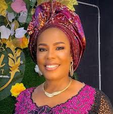 Only you God will i praise. Thank you Almighty God for seeing the last day  of this very special year. Ose, Nagode, Dalu Chineke. SDM