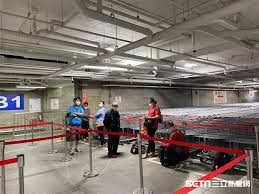 The site owner hides the web page description. æ–° äººæ½®ä¸å¦‚é æœŸå…§æ¹–å¥½å¸‚å¤šé»'è³¼ç¯€é–‹é–€å‰åƒ…æŽ'ä¸åˆ°20äºº Fuhouse Setnå¯Œæˆ¿ç¶²