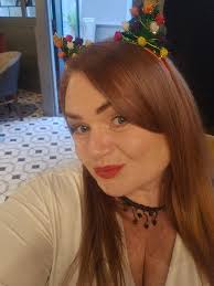 Hi guys I'm new here. From North of Ireland. 51 years old size 6 shoe. Can  I get a welcome plz. Tia 😊