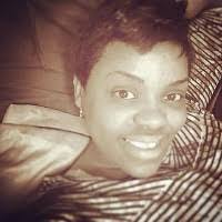 Veronica Elmore's Instagram, Twitter & Facebook