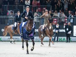 Maikel van der vleuten is a dutch show jumping rider. Verona Maikel Van Der Vleuten Und Verdi Gewinnen Das Weltcup Springen