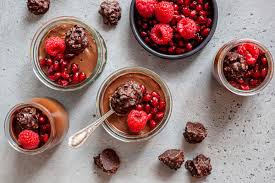 Petits Pots Au Chocolat 3 Ingredients Emilie Murmure Recette Pot De Chocolat Chocolat Fondue Au Chocolat