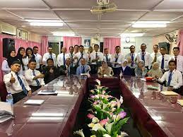 Sebanyak 49 pasukan petugas daripada pejabat kesihatan daerah (pkd), telah digerakkan ke pusat pemindahan sementara (pps) untuk memberi perkhidmatan pemeriksaan kesihatan dan rawatan. Pejabat Kesihatan Daerah Tumpat Page Rasmi Home Facebook