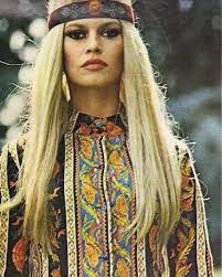 722 Gilla Markeringar 8 Kommentarer Missbrigittebardot Pa Instagram Brigittebardot Vintage 1960s Hippie Boho Brigitte Bardot Bardot Fashion